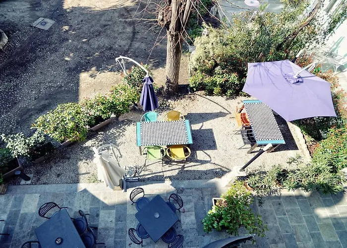 ゲストハウス La Boqueria ブラ